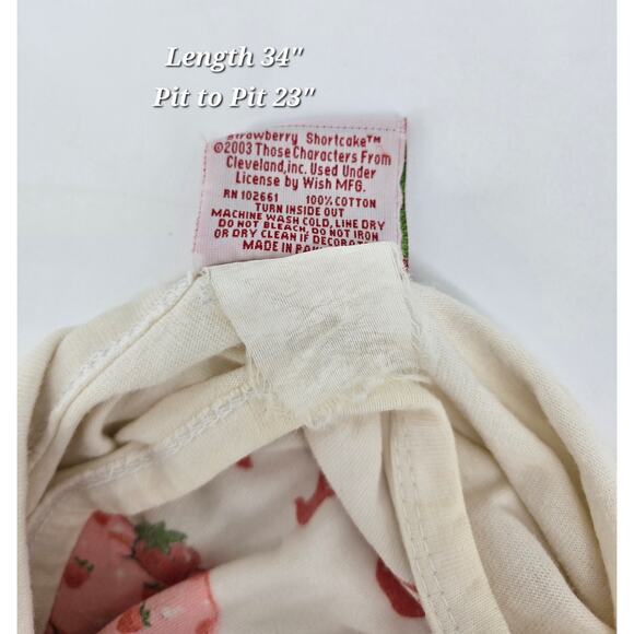 Vintage Y2K 2003 Strawberry Shortcake graphic T-shirt by Wish MFG - Picture 3 of 9